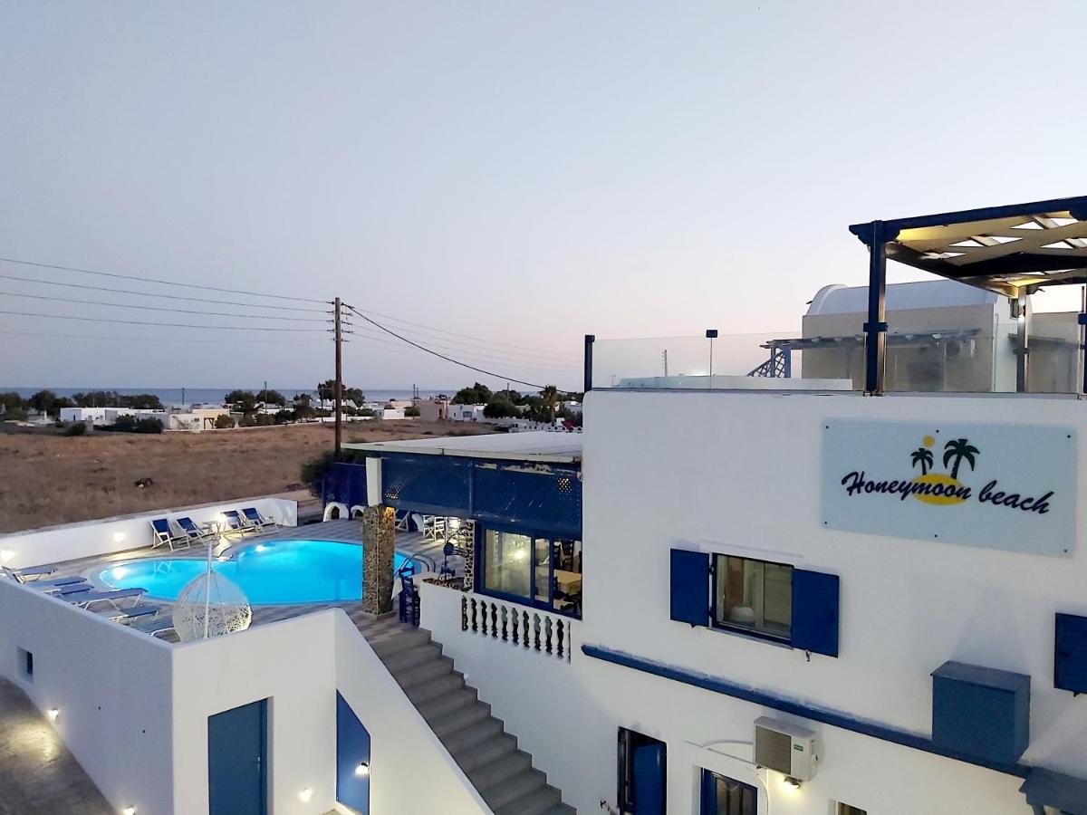 Honeymoon Beach Studios Perivolos  Exterior photo