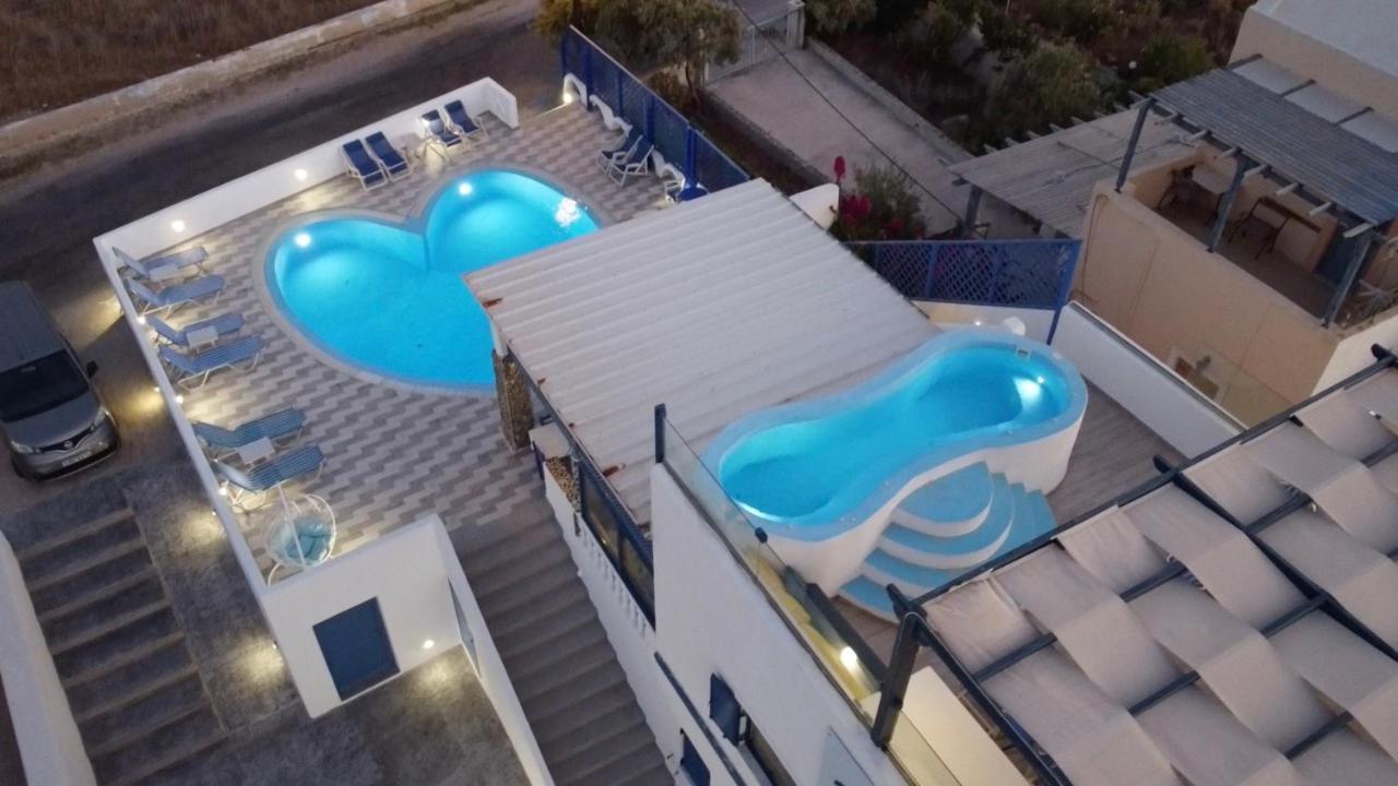 Honeymoon Beach Studios Perivolos  Exterior photo
