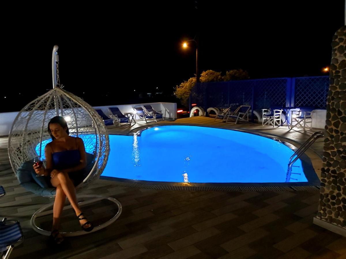 Honeymoon Beach Studios Perivolos  Exterior photo