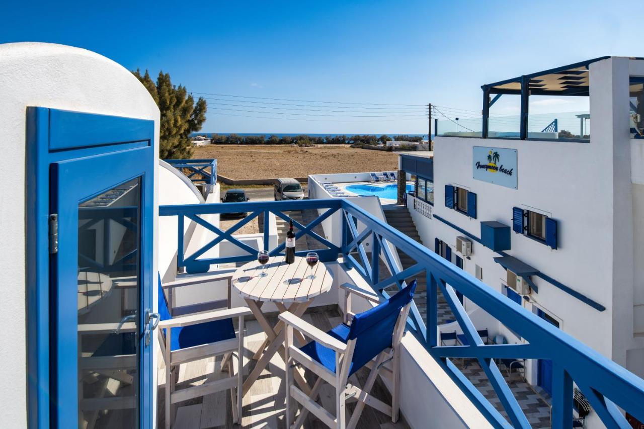 Honeymoon Beach Studios Perivolos  Exterior photo