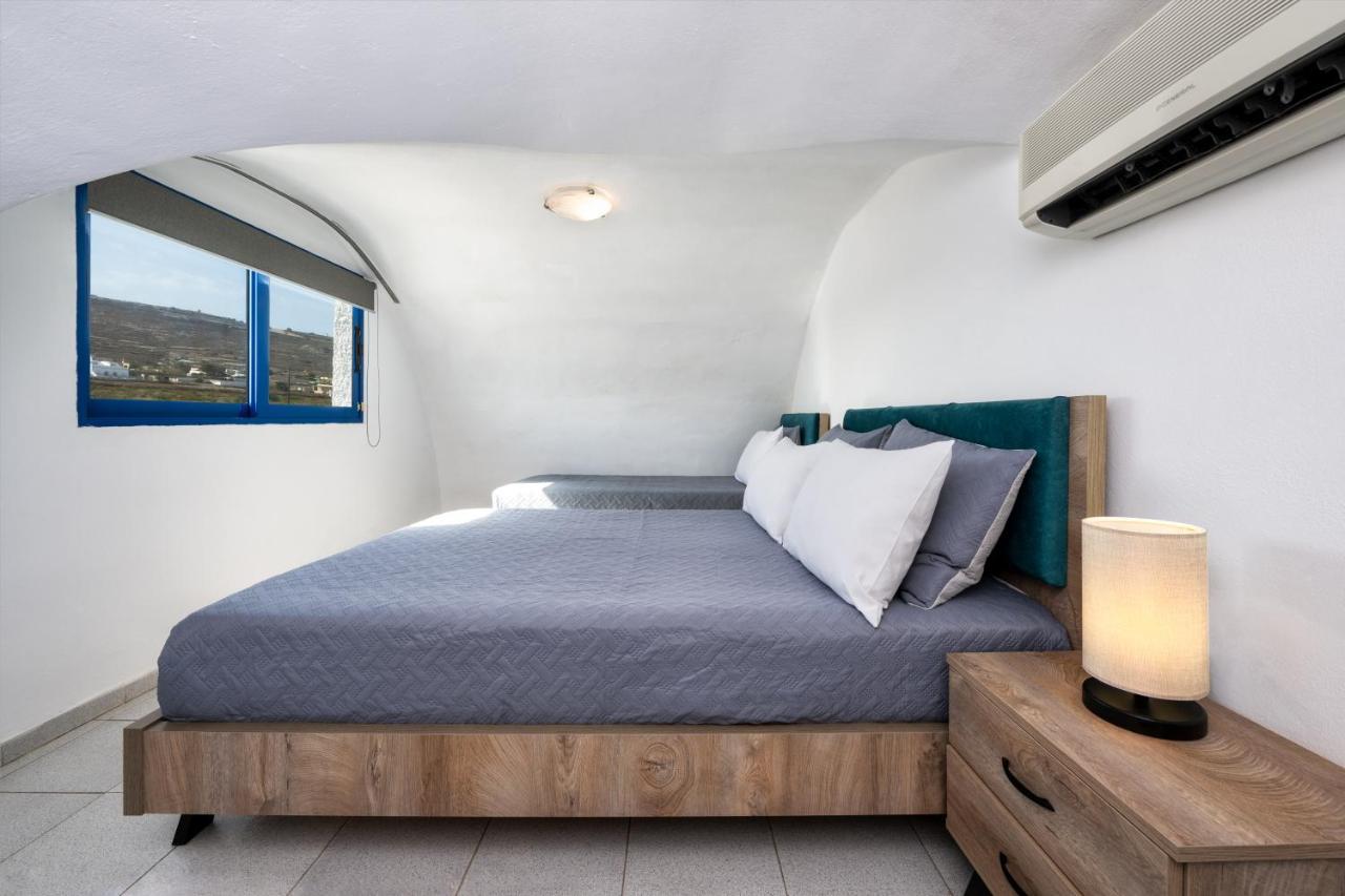Honeymoon Beach Studios Perivolos  Exterior photo