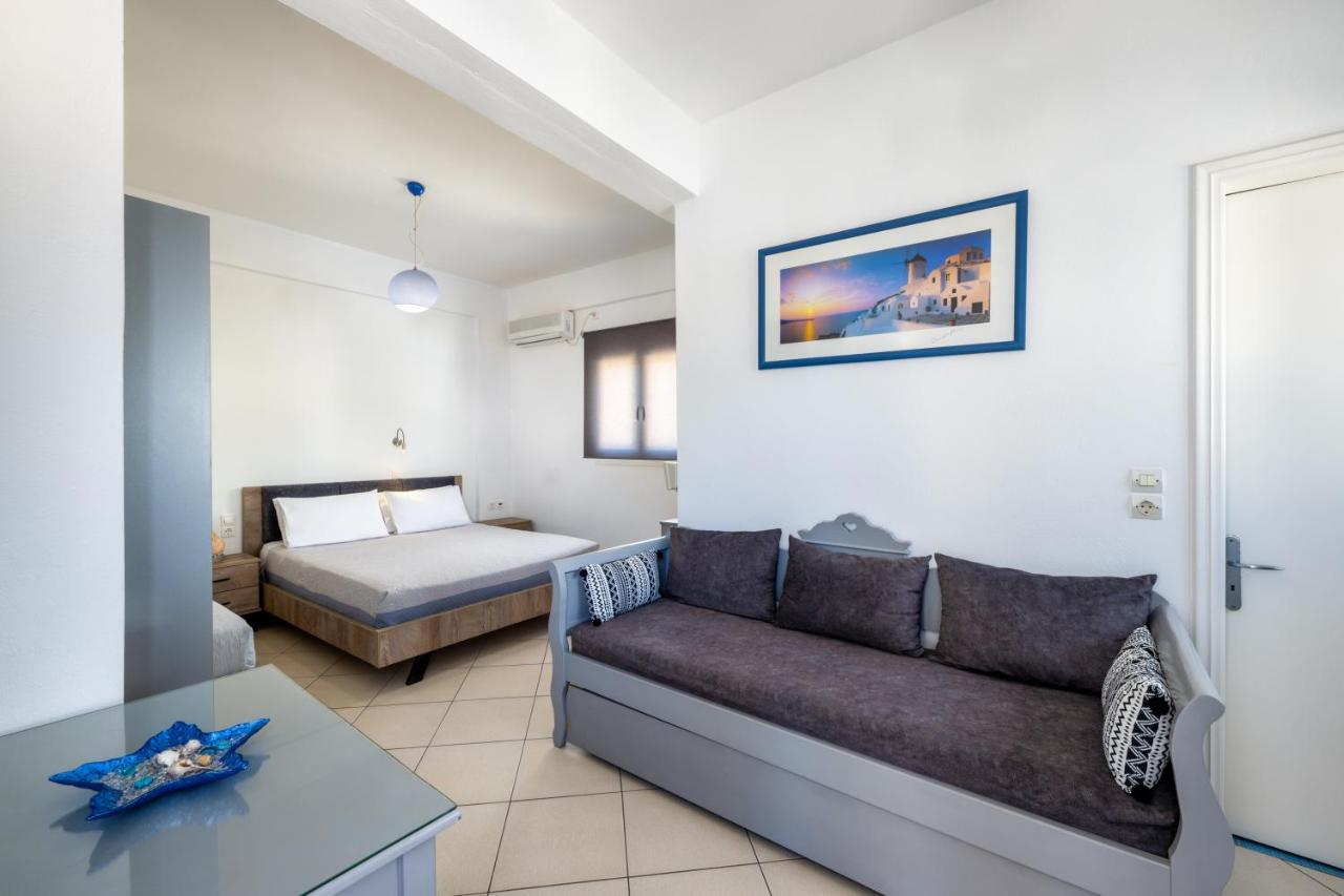 Honeymoon Beach Studios Perivolos  Exterior photo