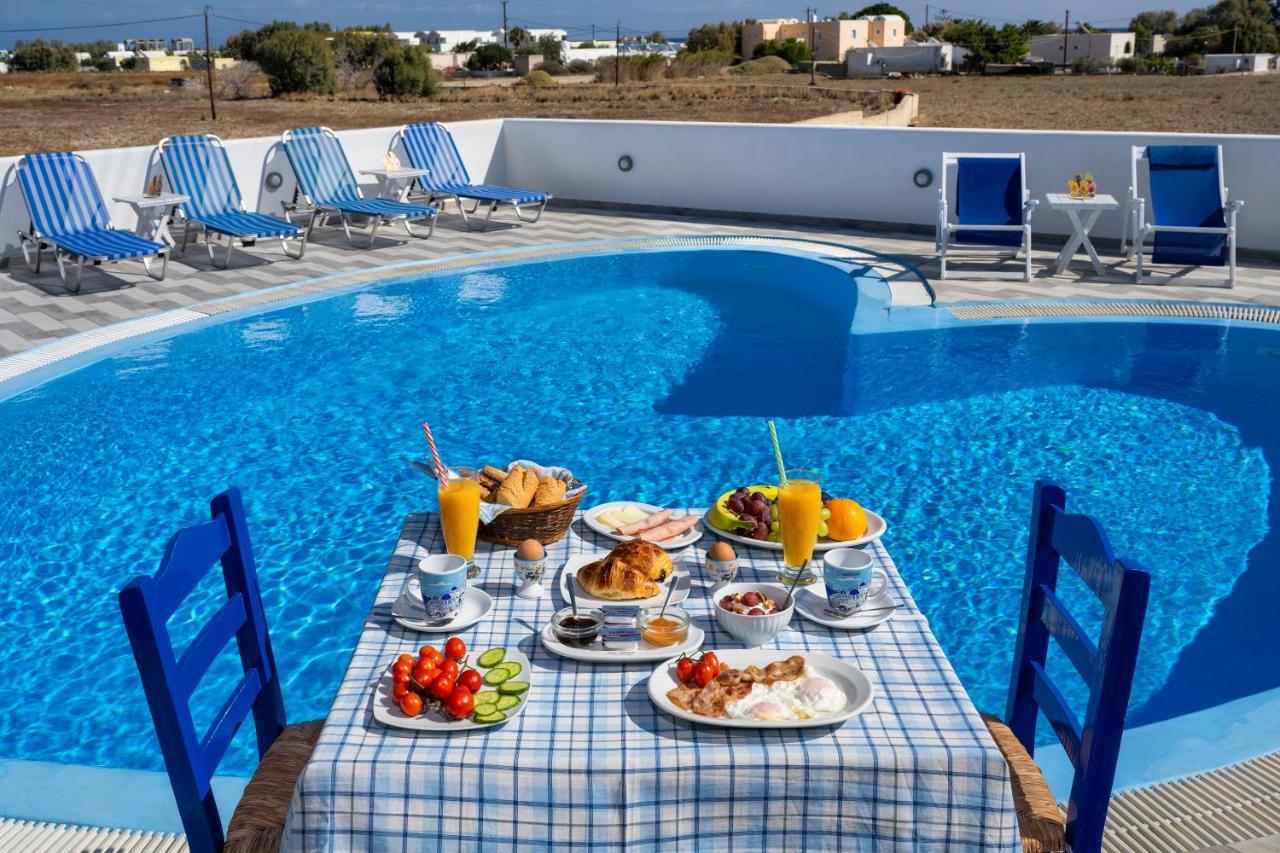 Honeymoon Beach Studios Perivolos  Exterior photo