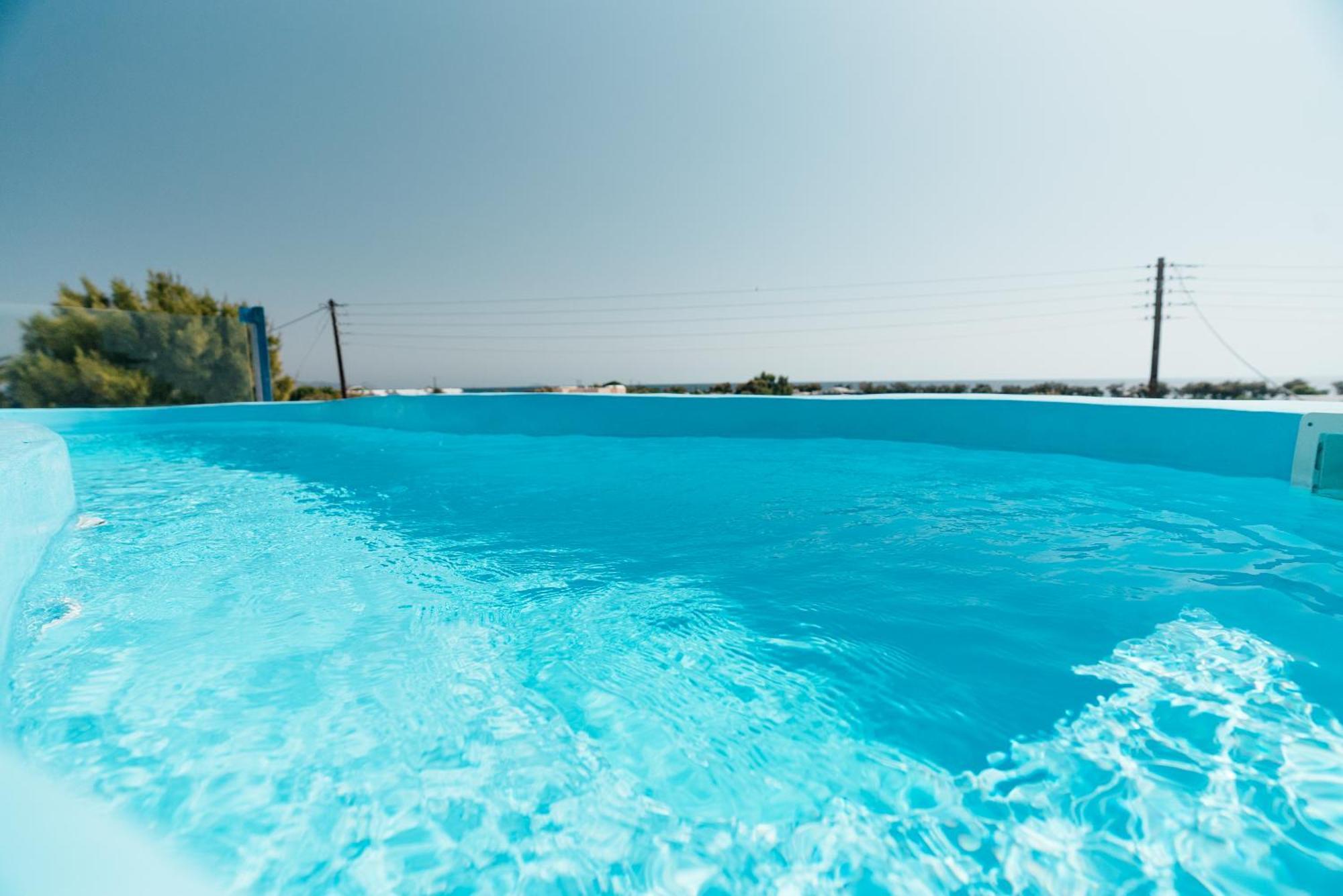 Honeymoon Beach Studios Perivolos  Exterior photo