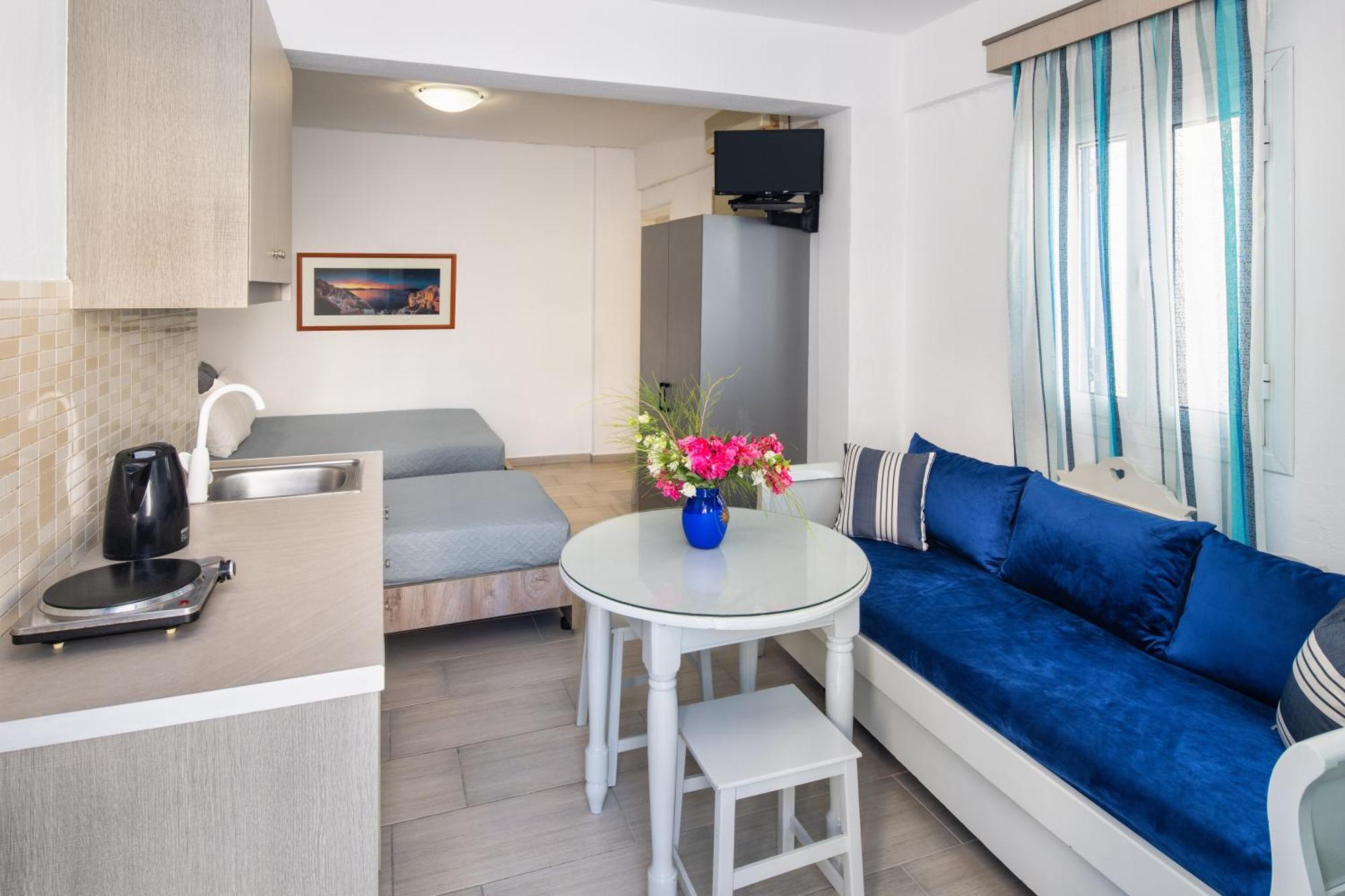 Honeymoon Beach Studios Perivolos  Exterior photo