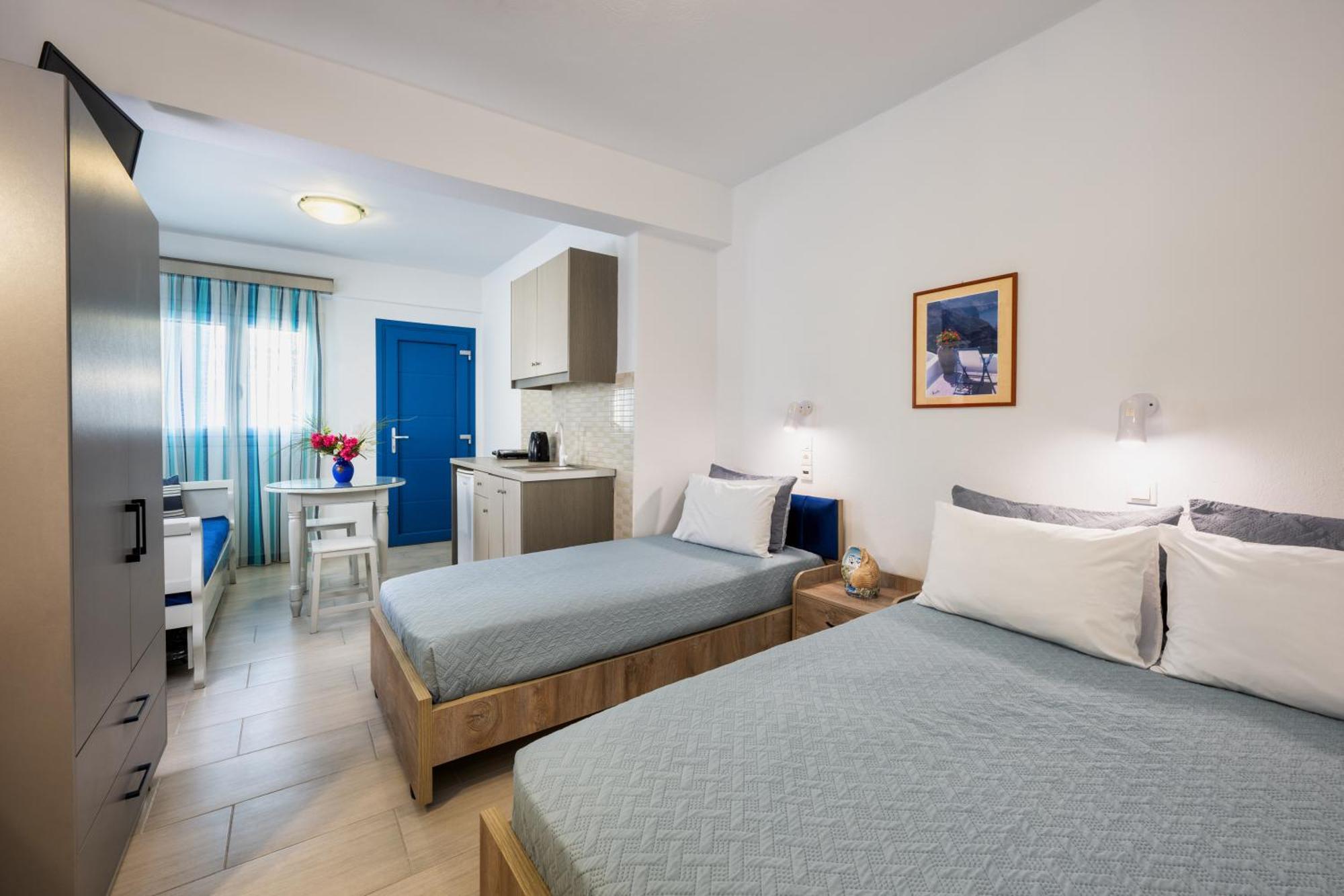 Honeymoon Beach Studios Perivolos  Exterior photo