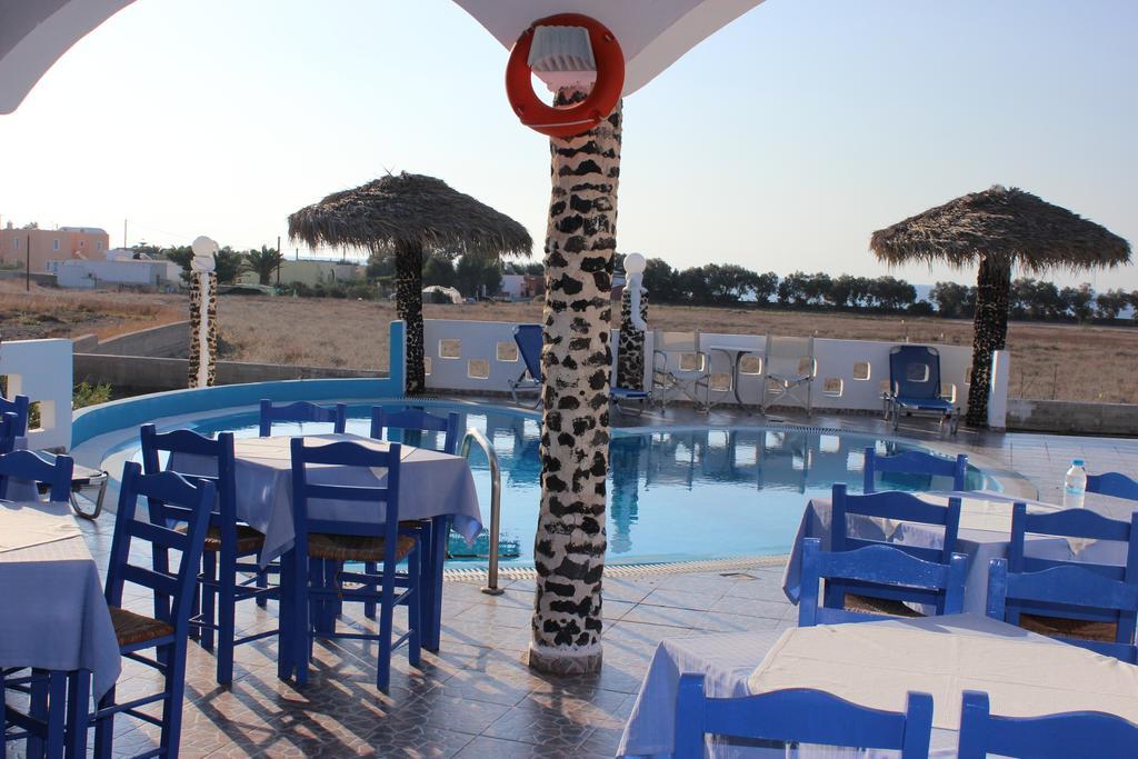 Honeymoon Beach Studios Perivolos  Exterior photo
