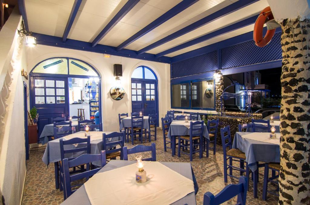 Honeymoon Beach Studios Perivolos  Exterior photo