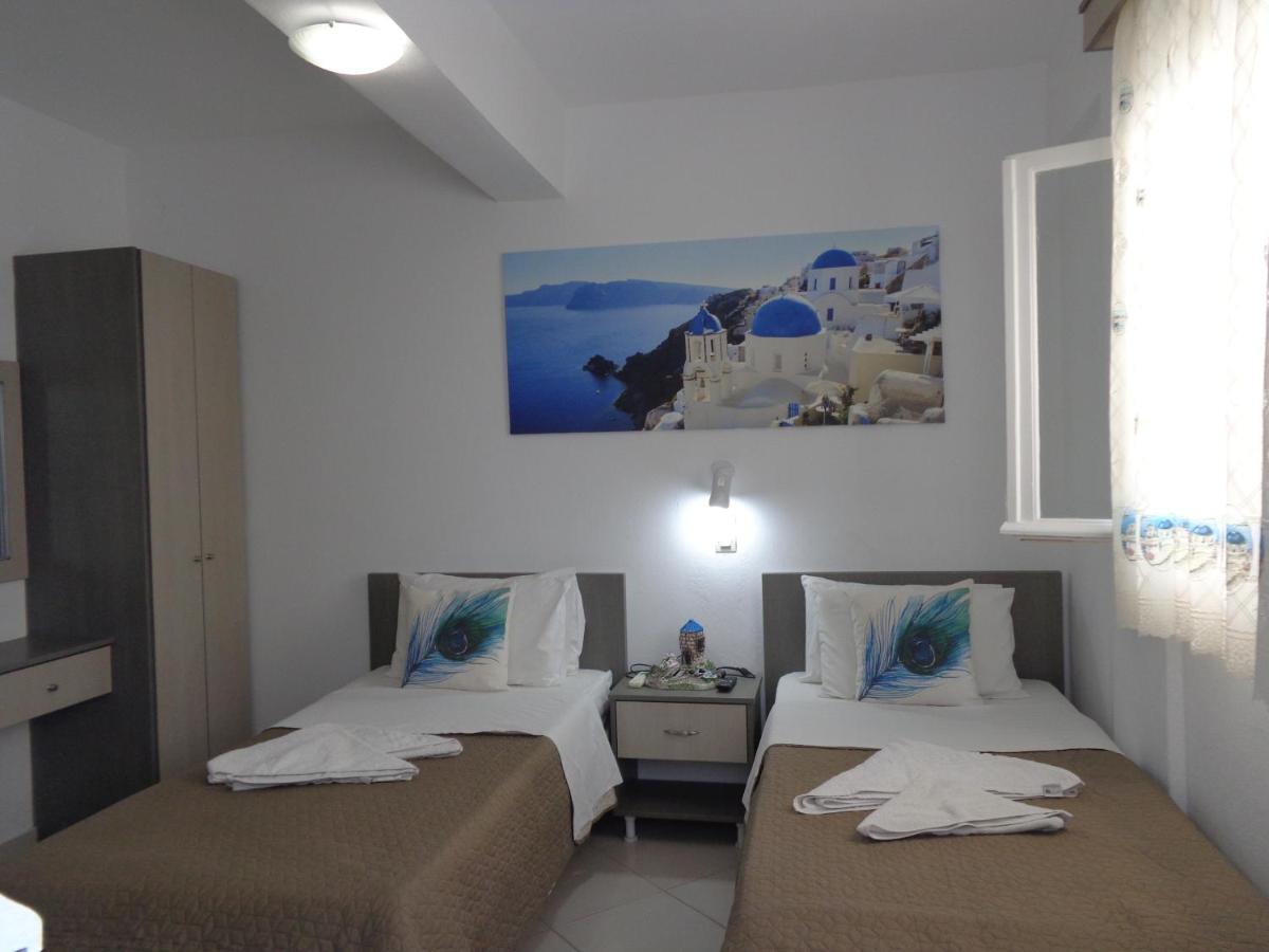 Honeymoon Beach Studios Perivolos  Exterior photo