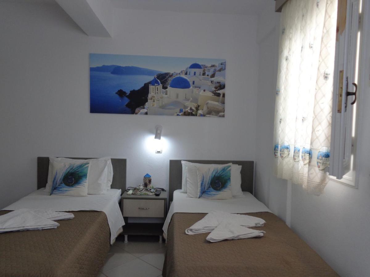 Honeymoon Beach Studios Perivolos  Exterior photo